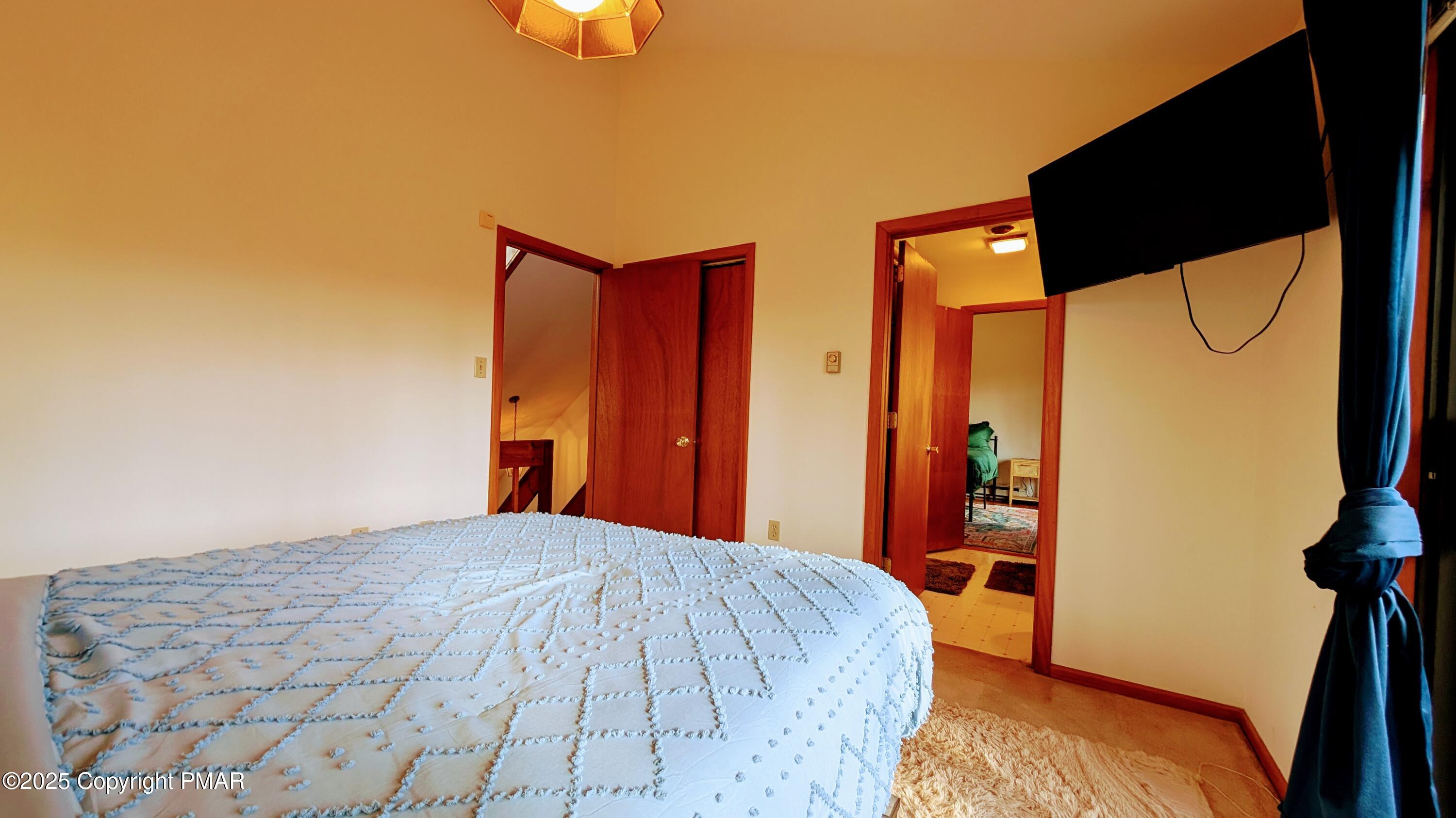 6 Sleepy Hollow Lane