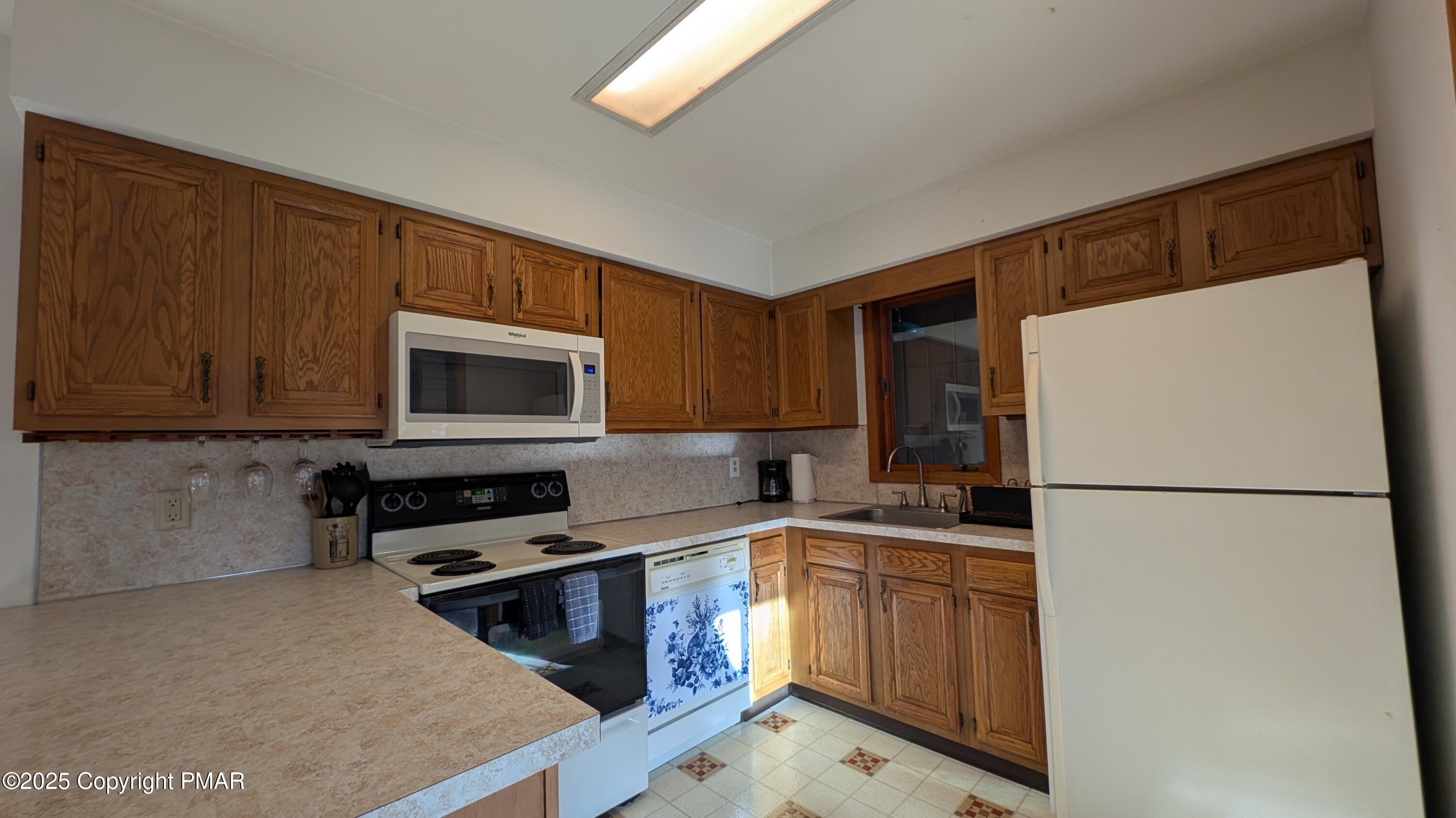 6 Sleepy Hollow Lane