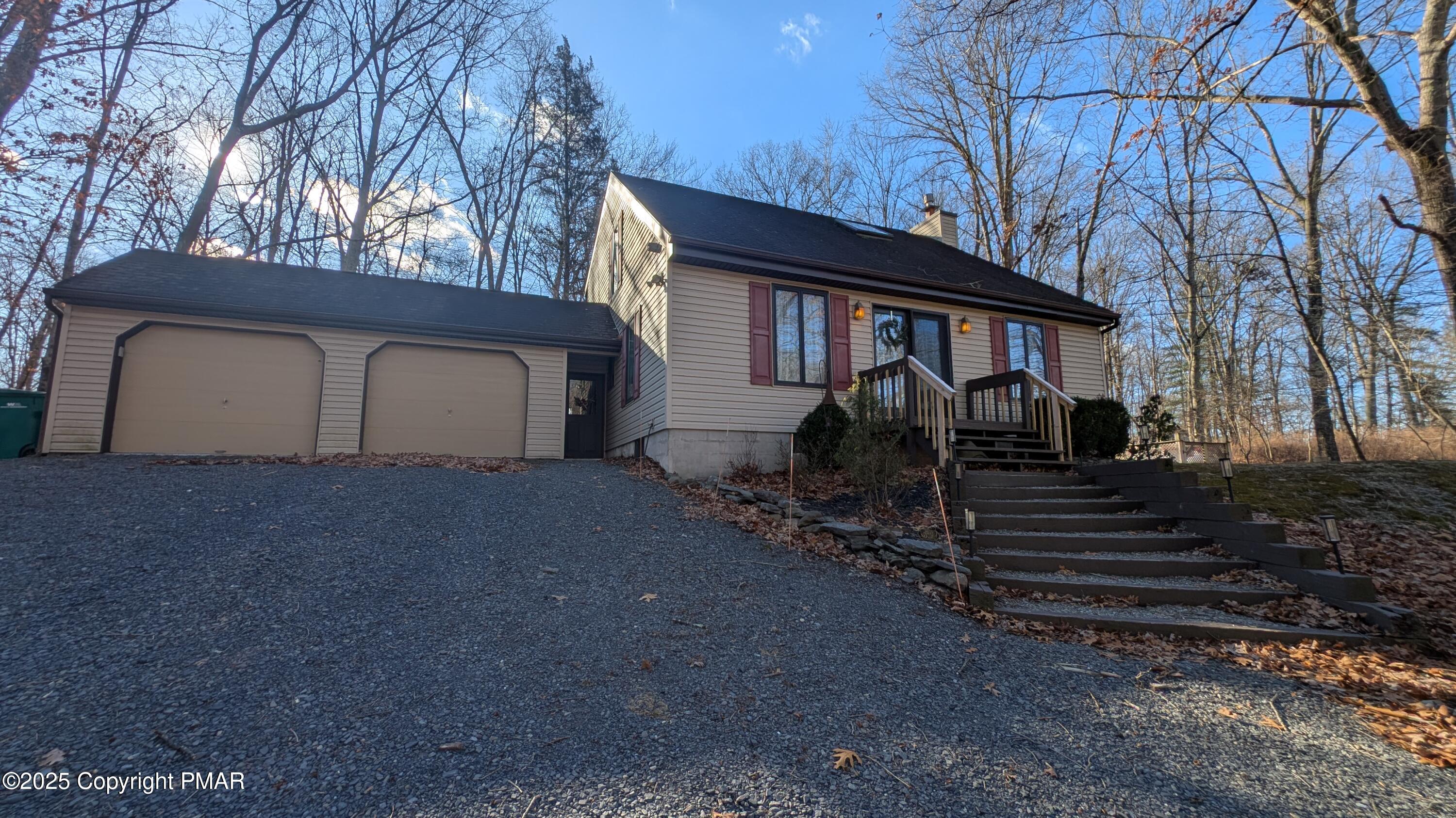 6 Sleepy Hollow Lane