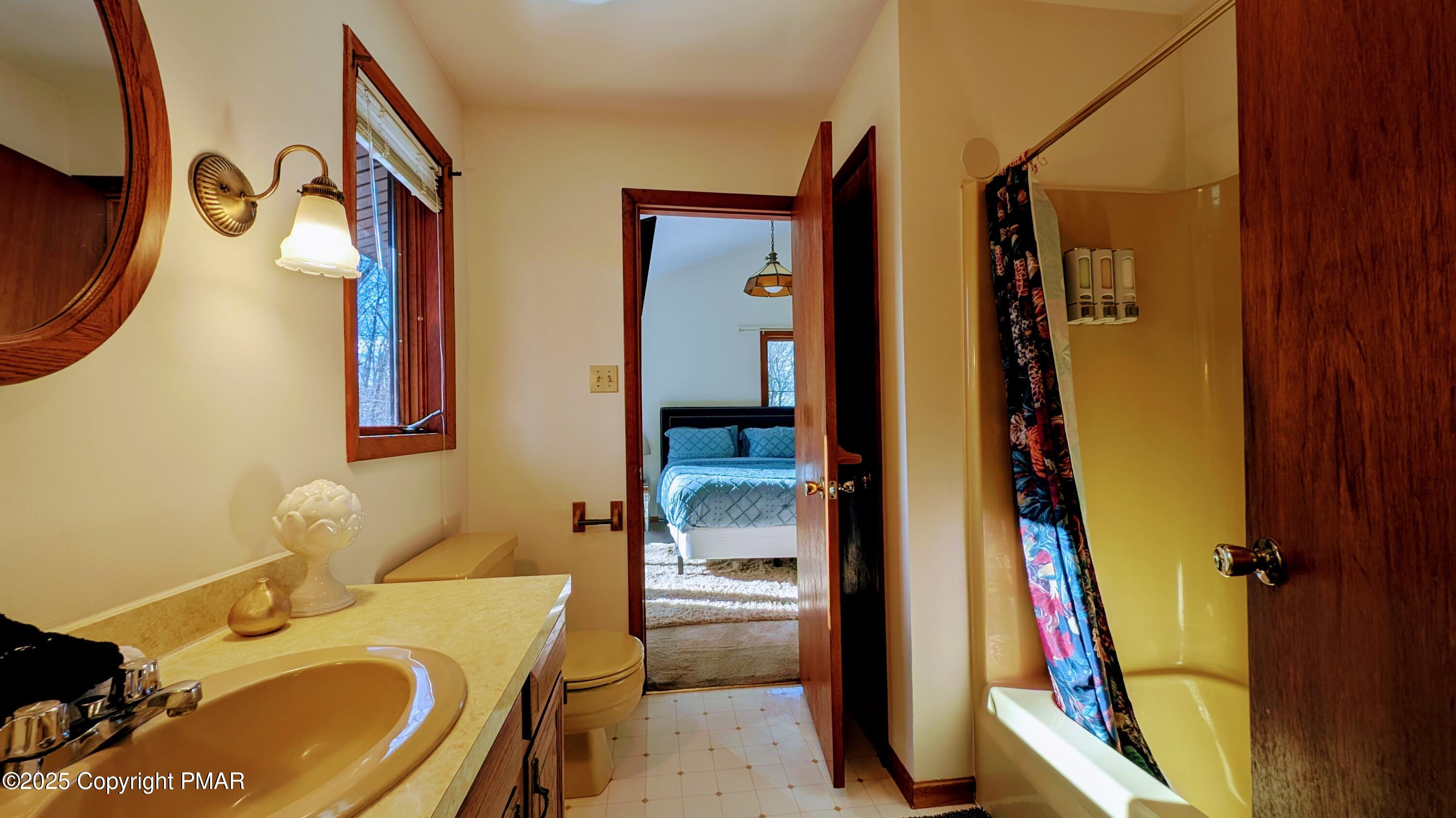 6 Sleepy Hollow Lane