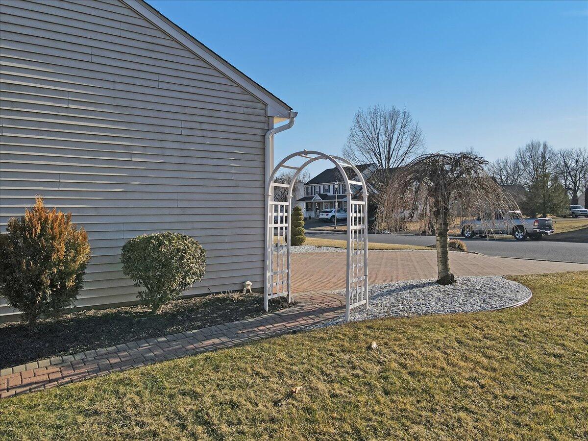 375 Ramblewood Drive