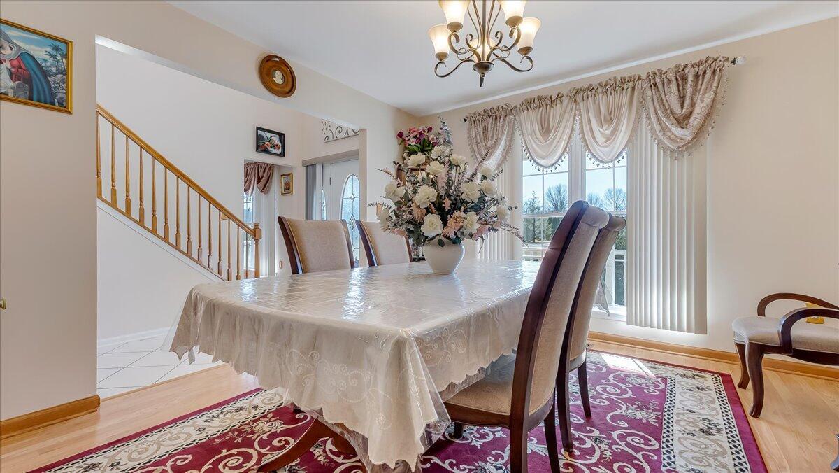 375 Ramblewood Drive