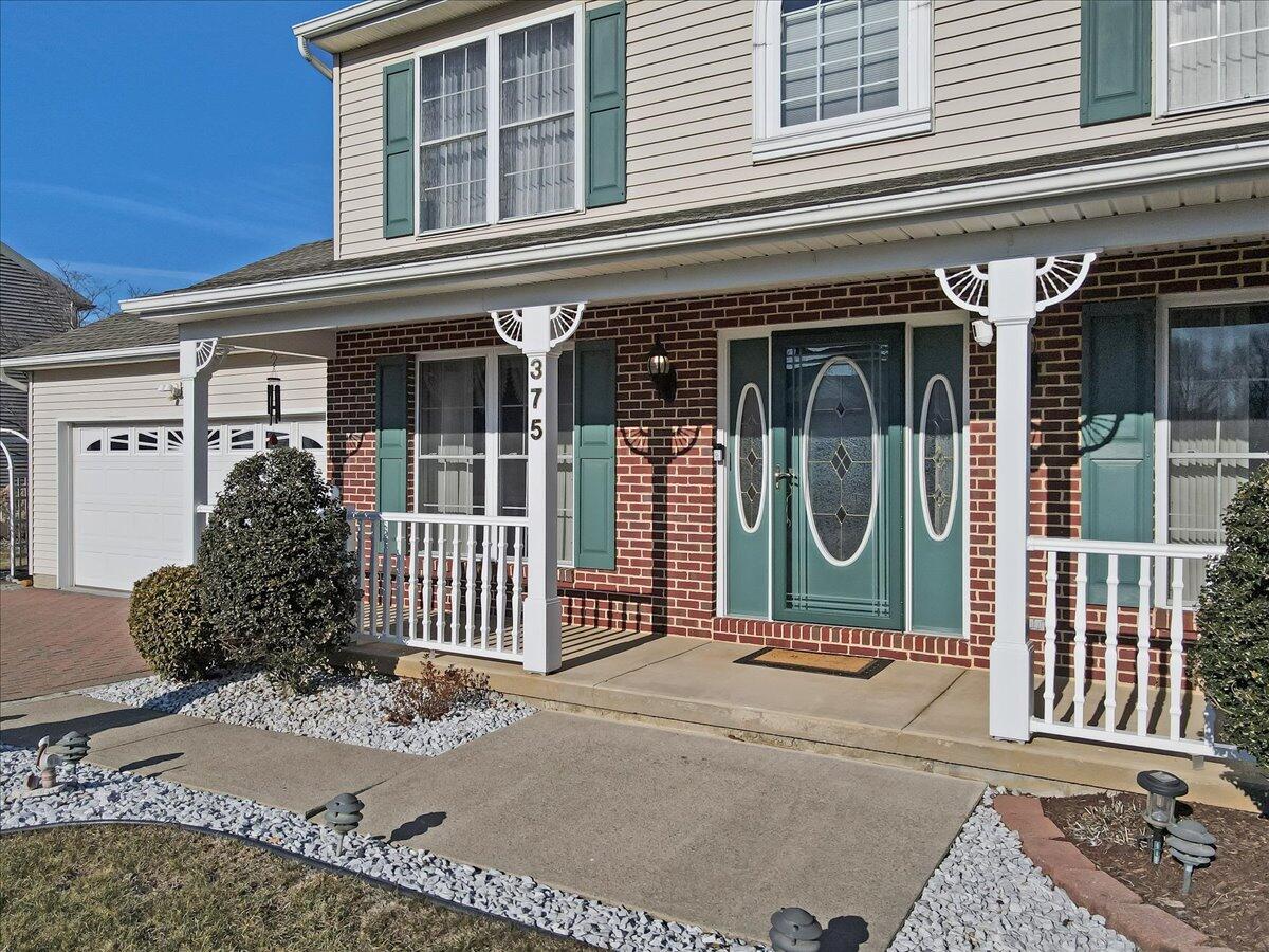 375 Ramblewood Drive
