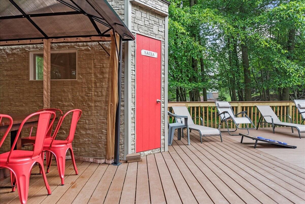 2115 Mink Lane