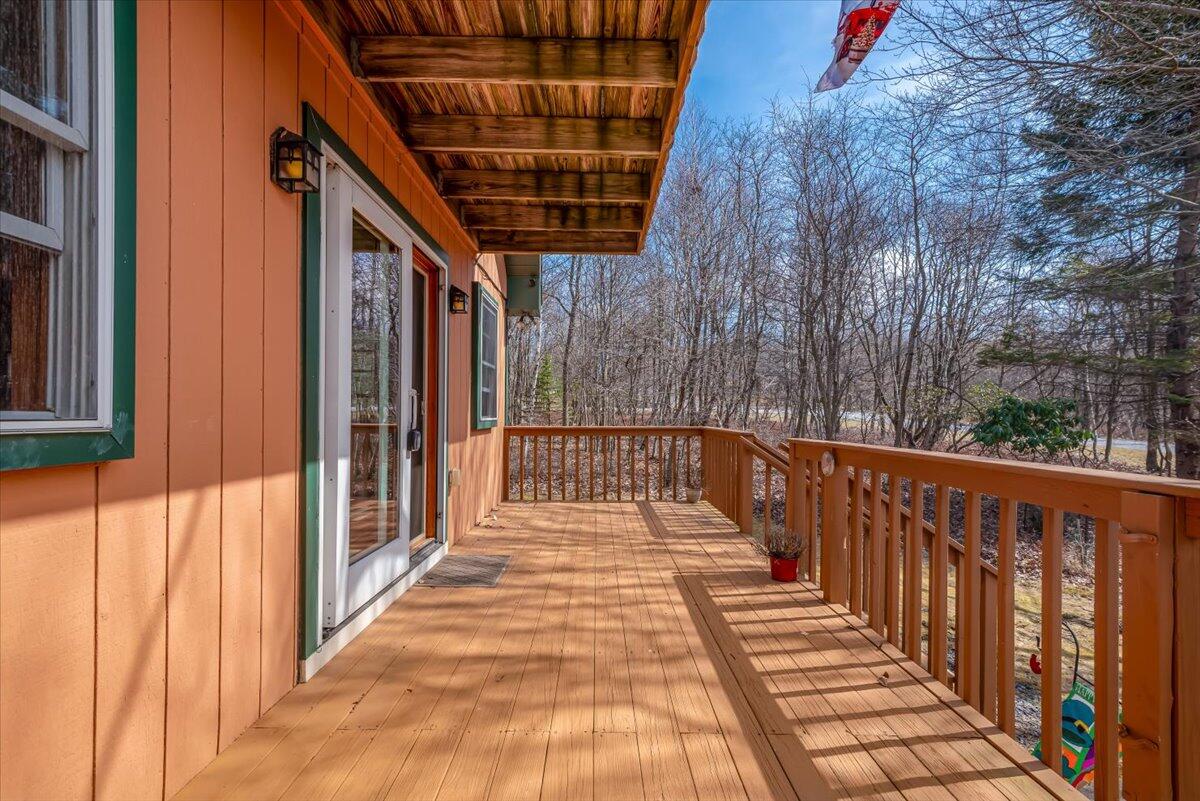 660 Twisted Oak Lane