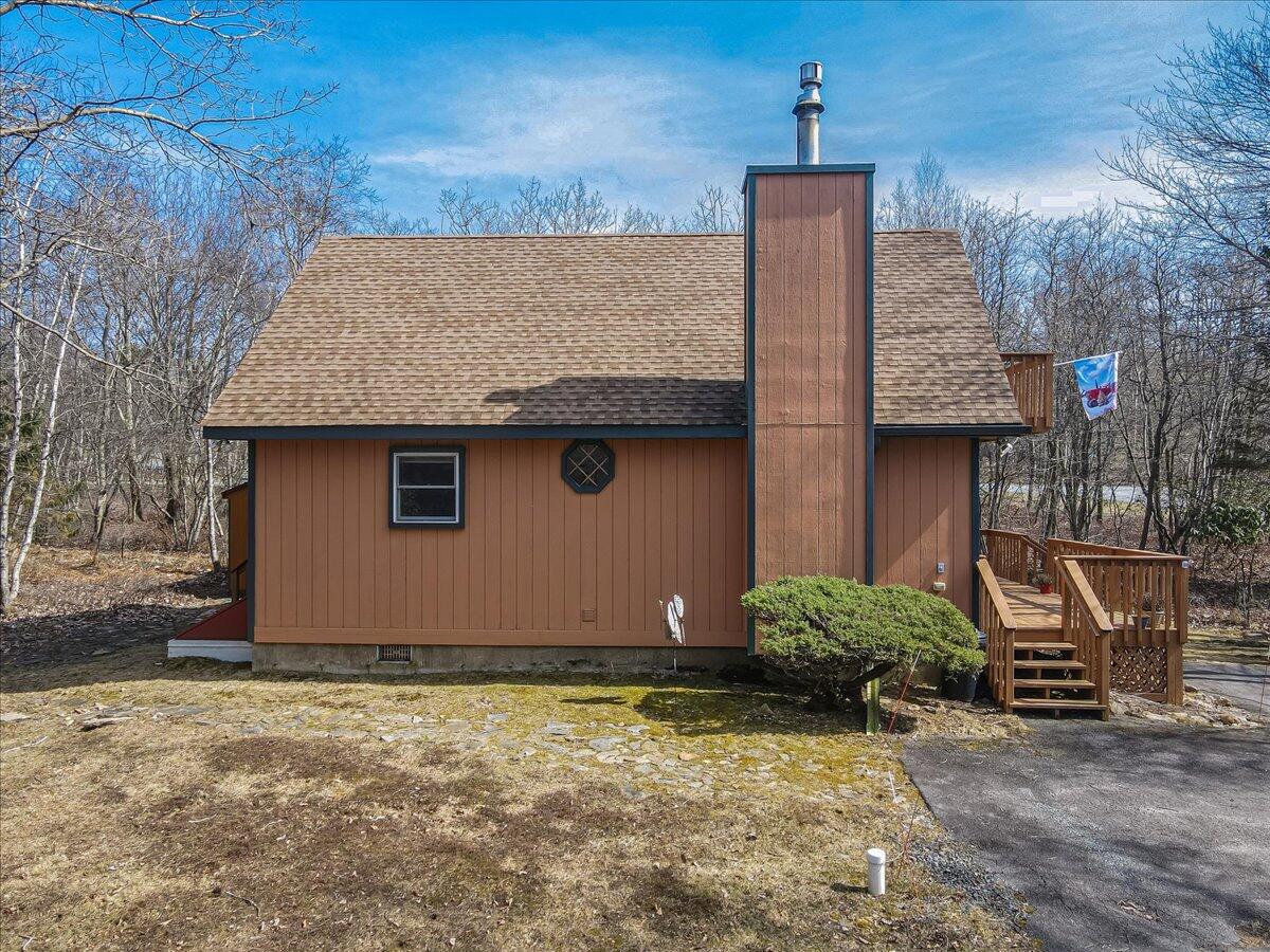 660 Twisted Oak Lane