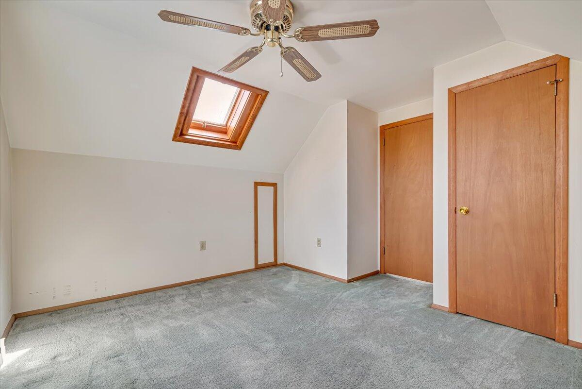 660 Twisted Oak Lane