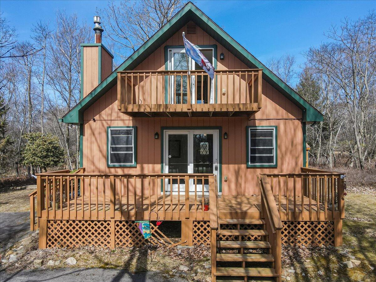 660 Twisted Oak Lane