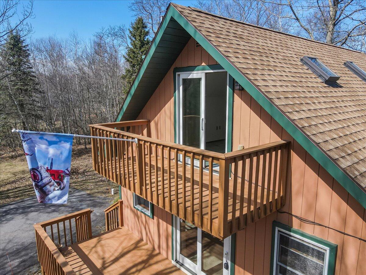 660 Twisted Oak Lane