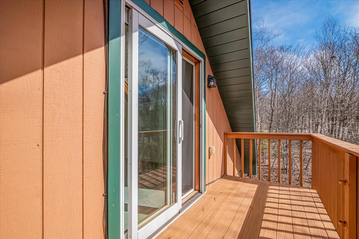 660 Twisted Oak Lane