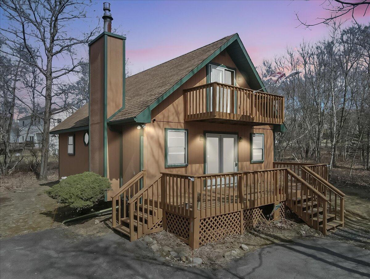 660 Twisted Oak Lane