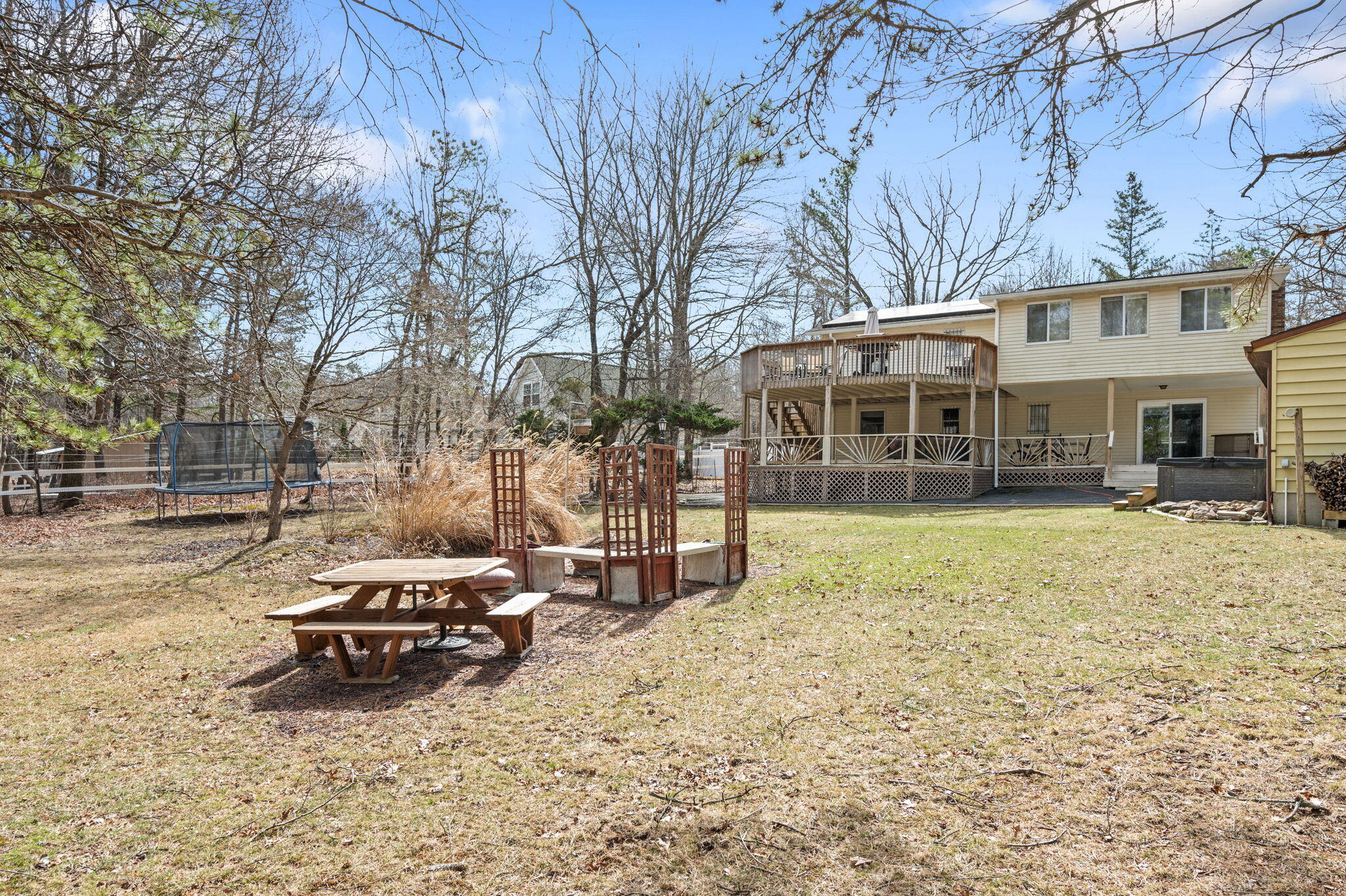 79 Foothill Road