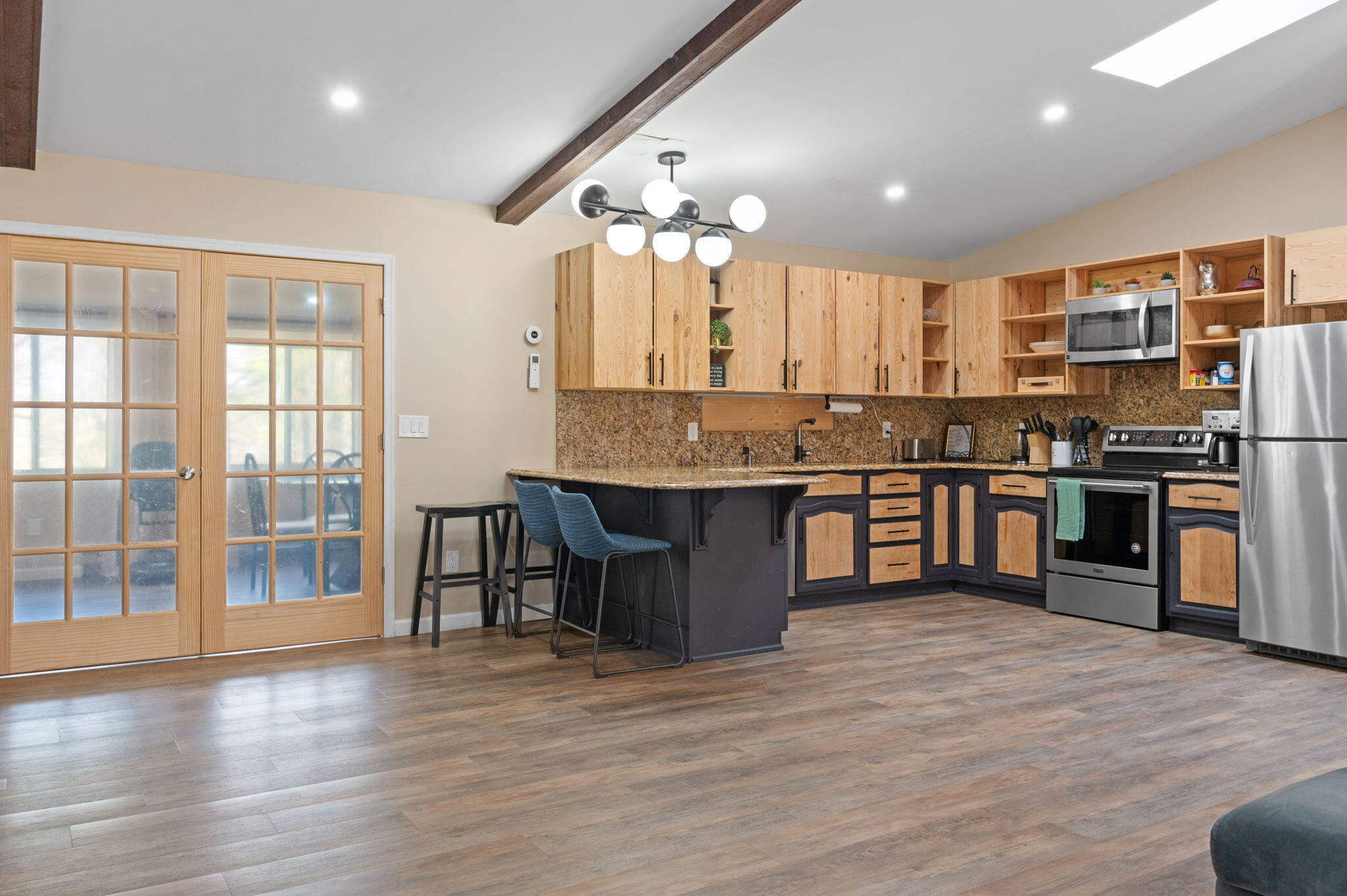 79 Foothill Road