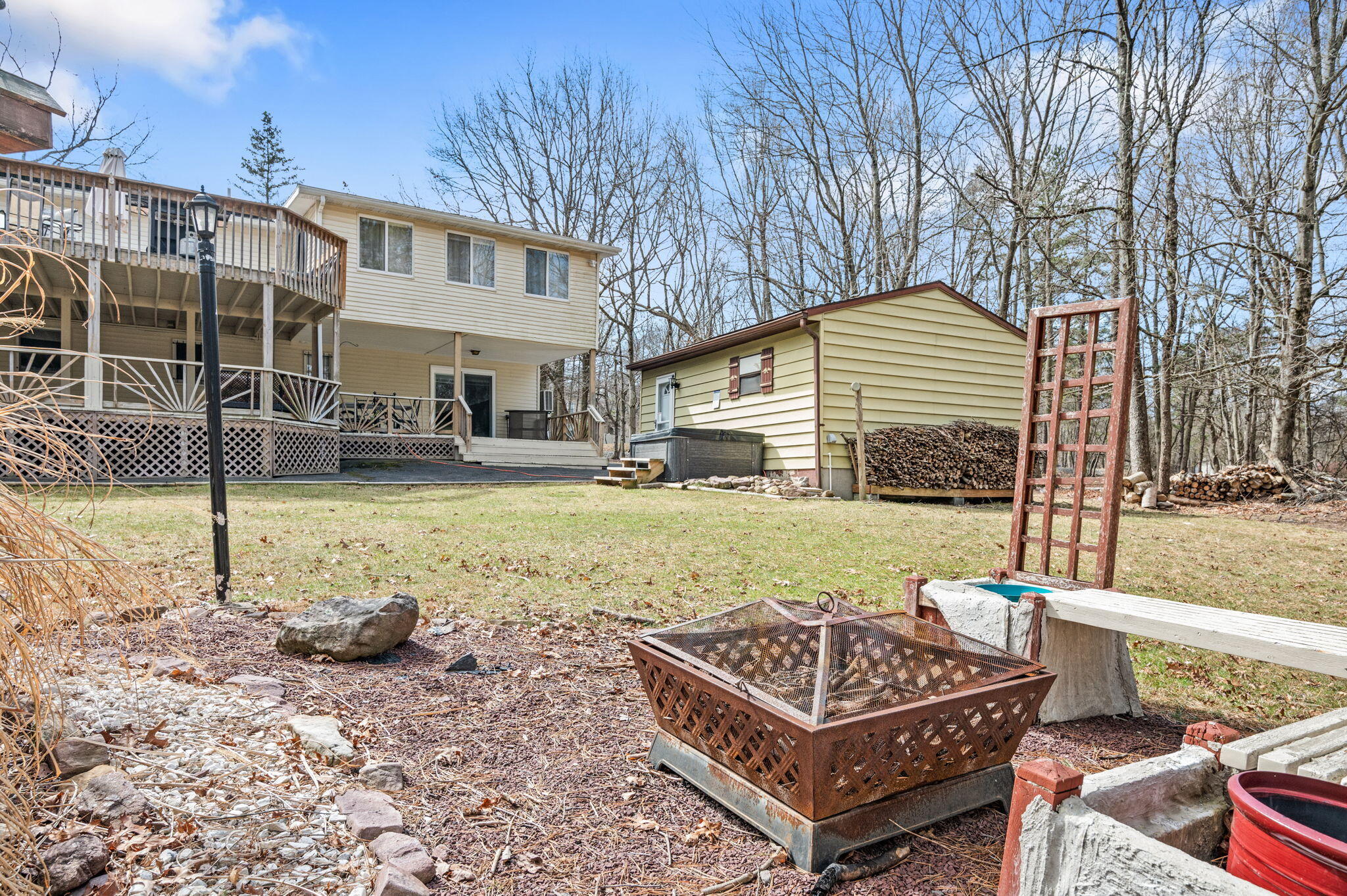 79 Foothill Road