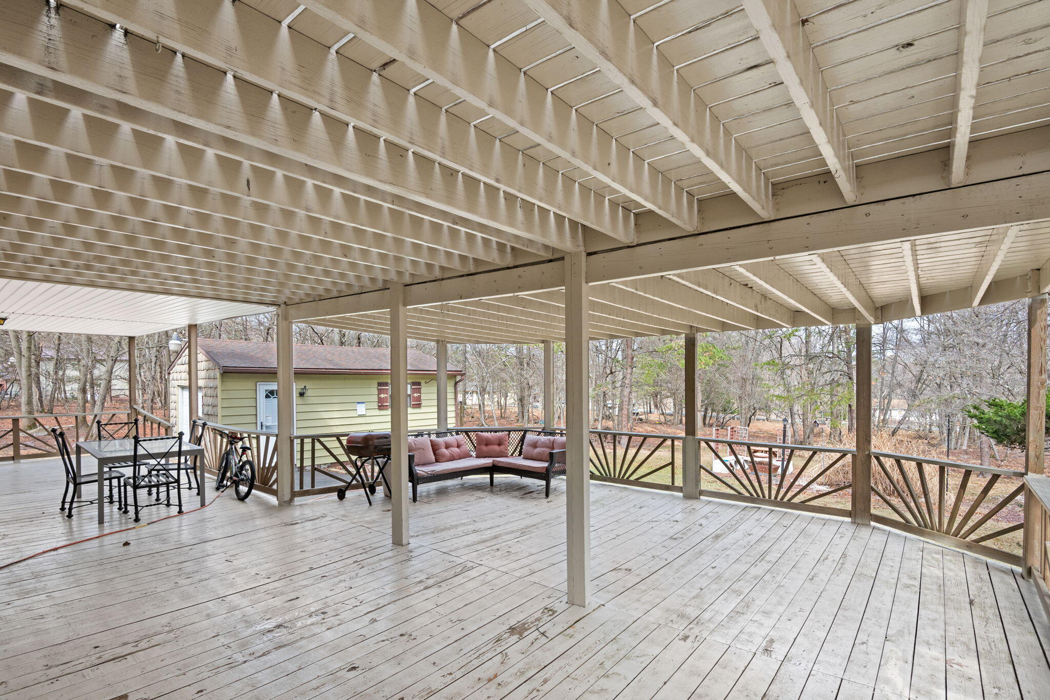 79 Foothill Road