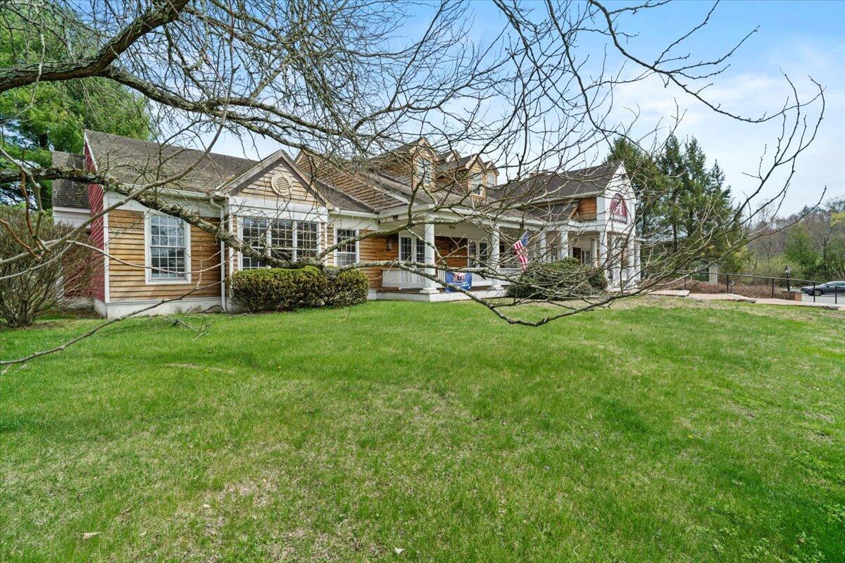 252 Fox Run Lane