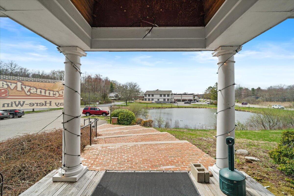 252 Fox Run Lane