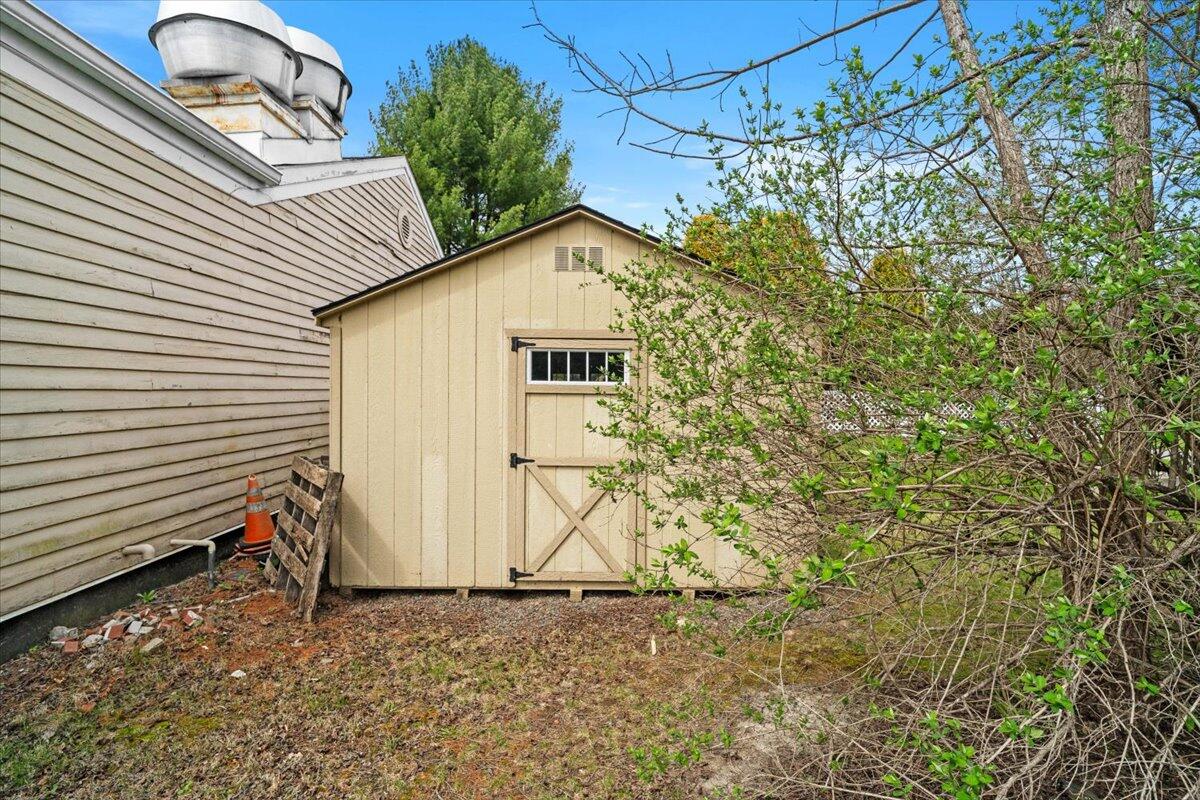 252 Fox Run Lane