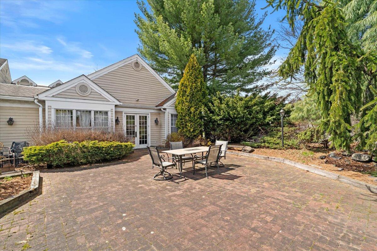 252 Fox Run Lane