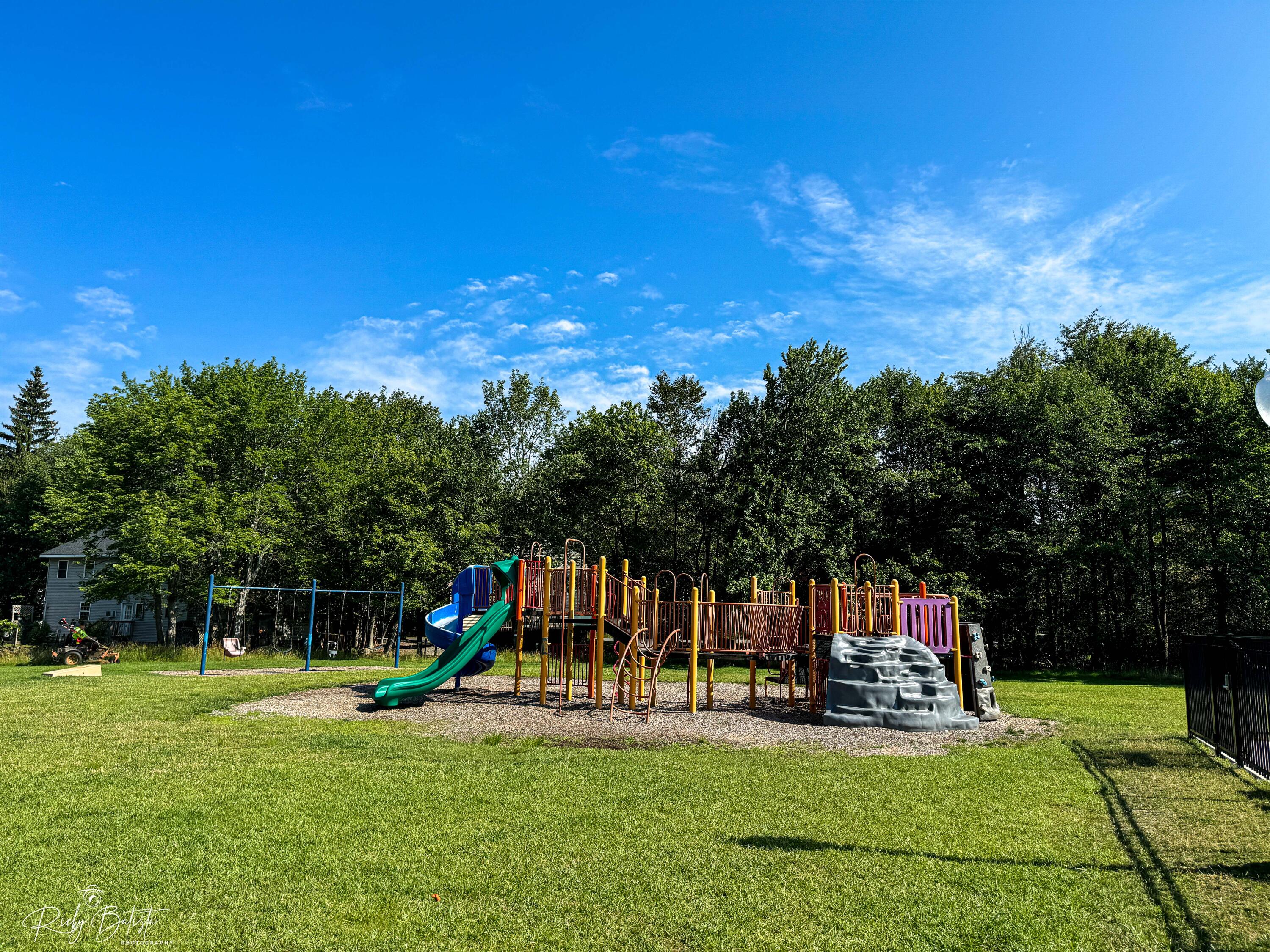 4754 Brentwood Drive