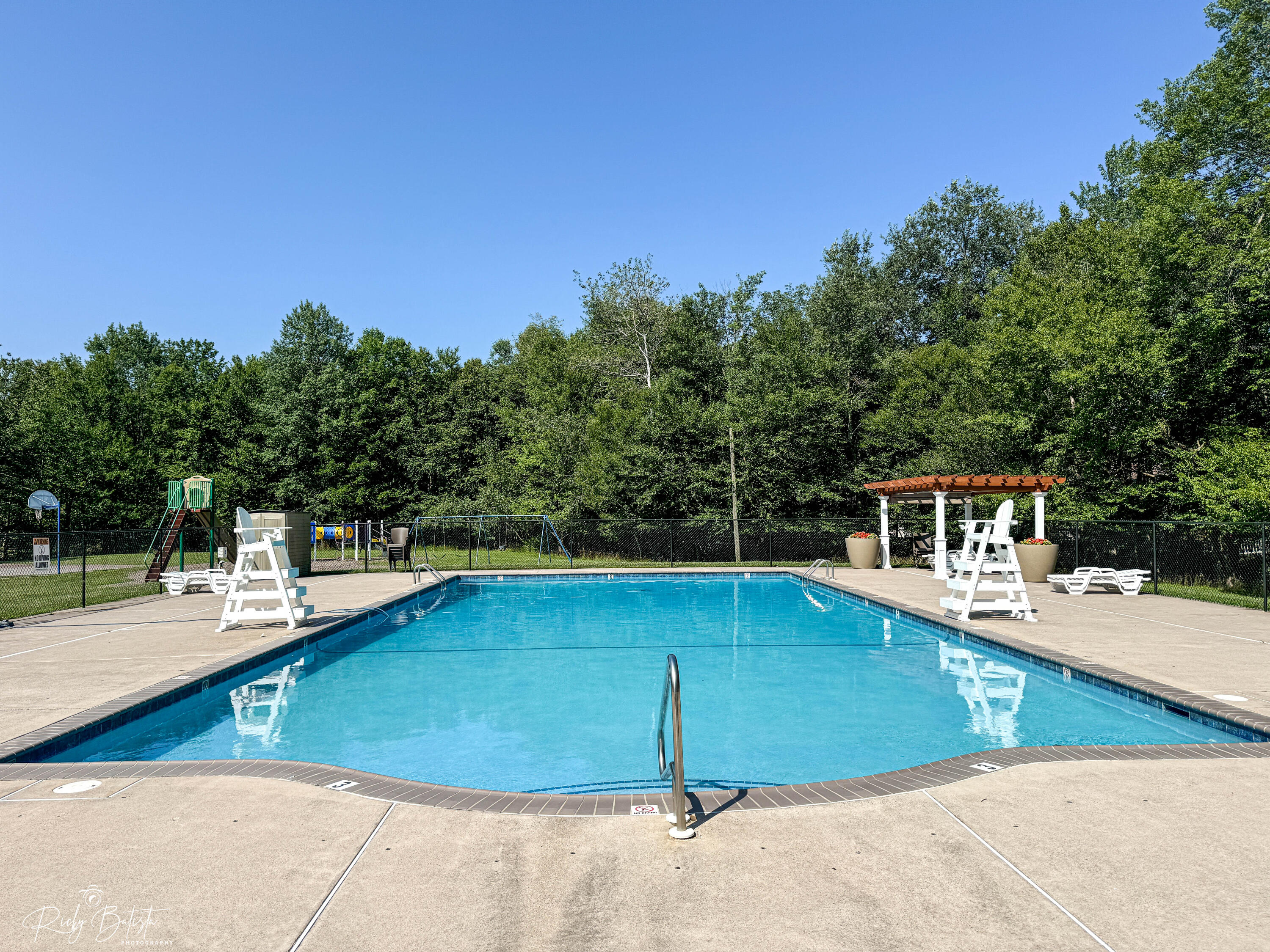 4754 Brentwood Drive