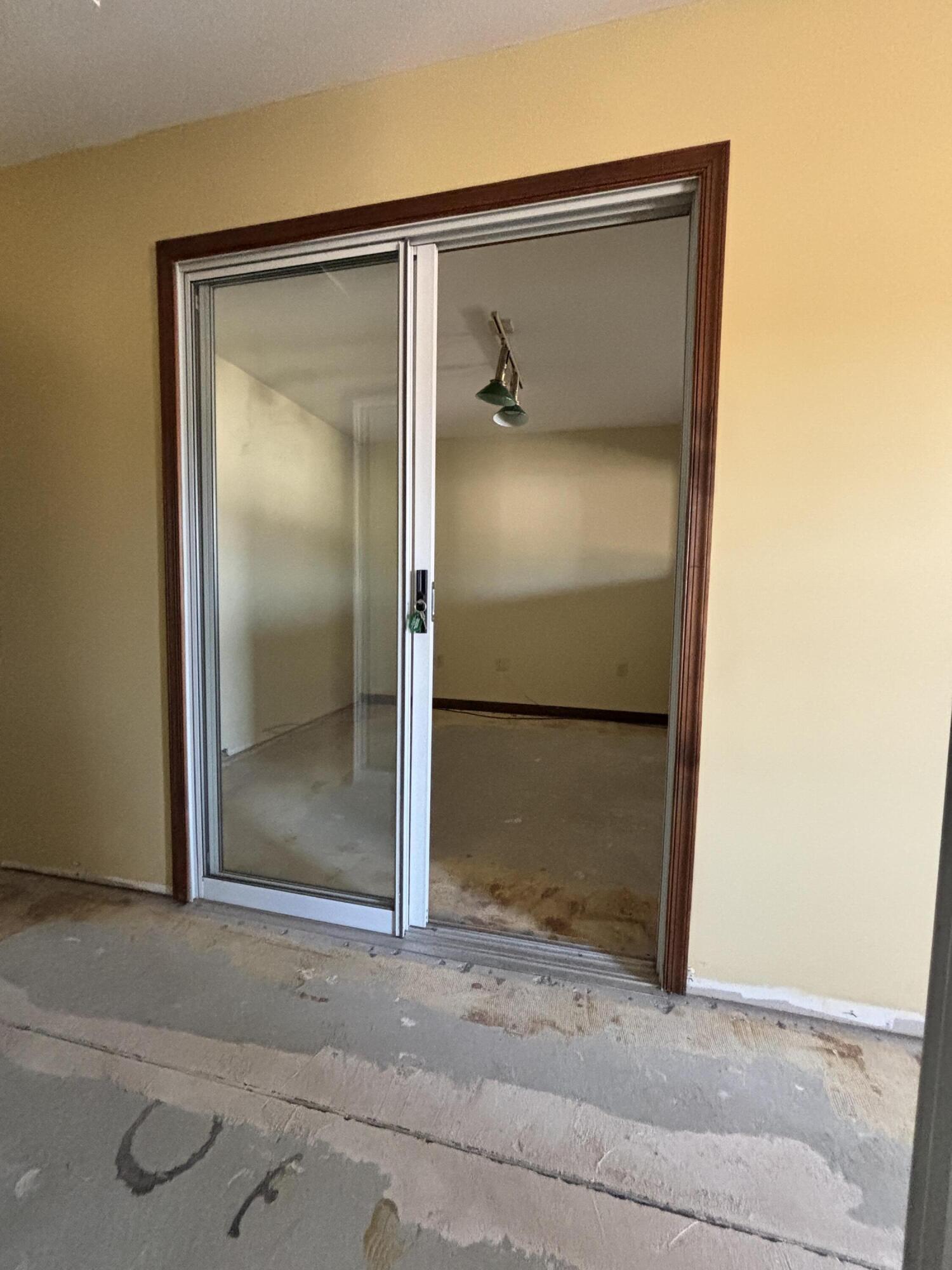 323 Dartmouth Drive, 4