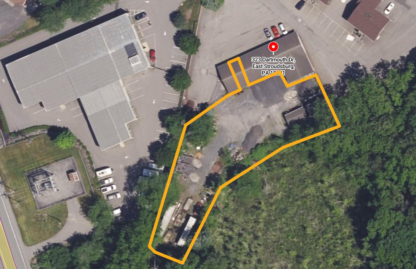 323 Dartmouth Drive, 4