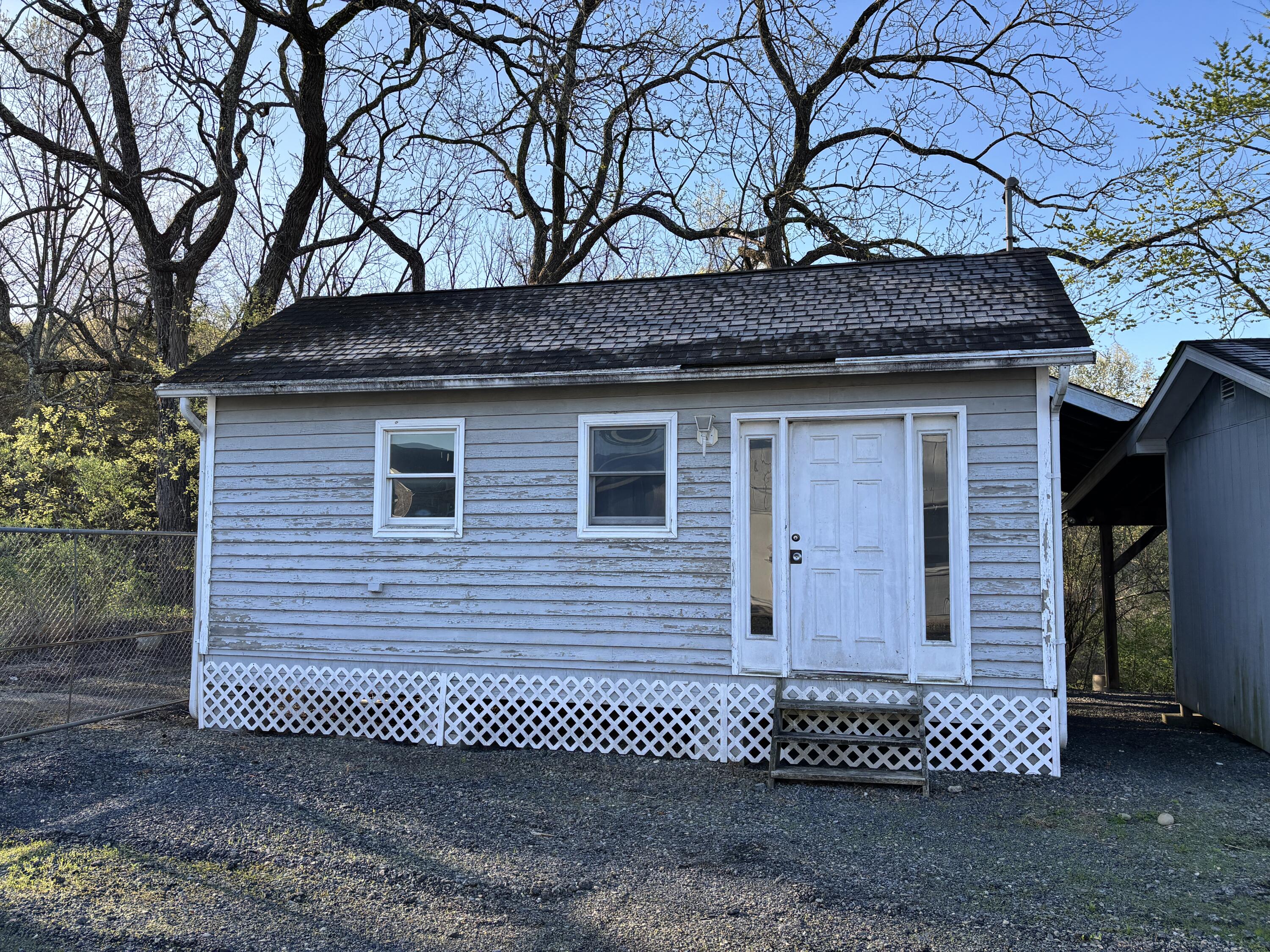 323 Dartmouth Drive, 4