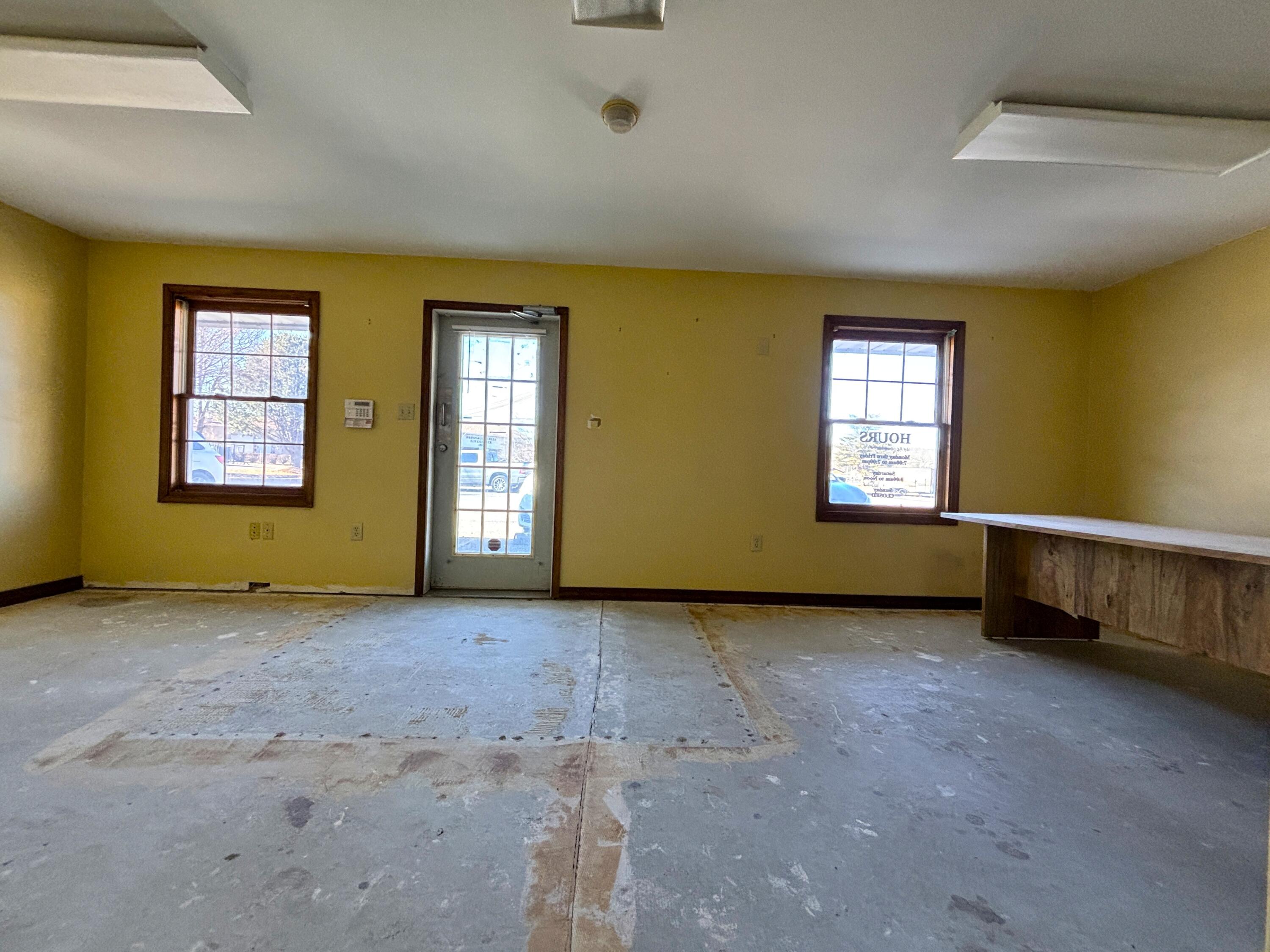 323 Dartmouth Drive, 4