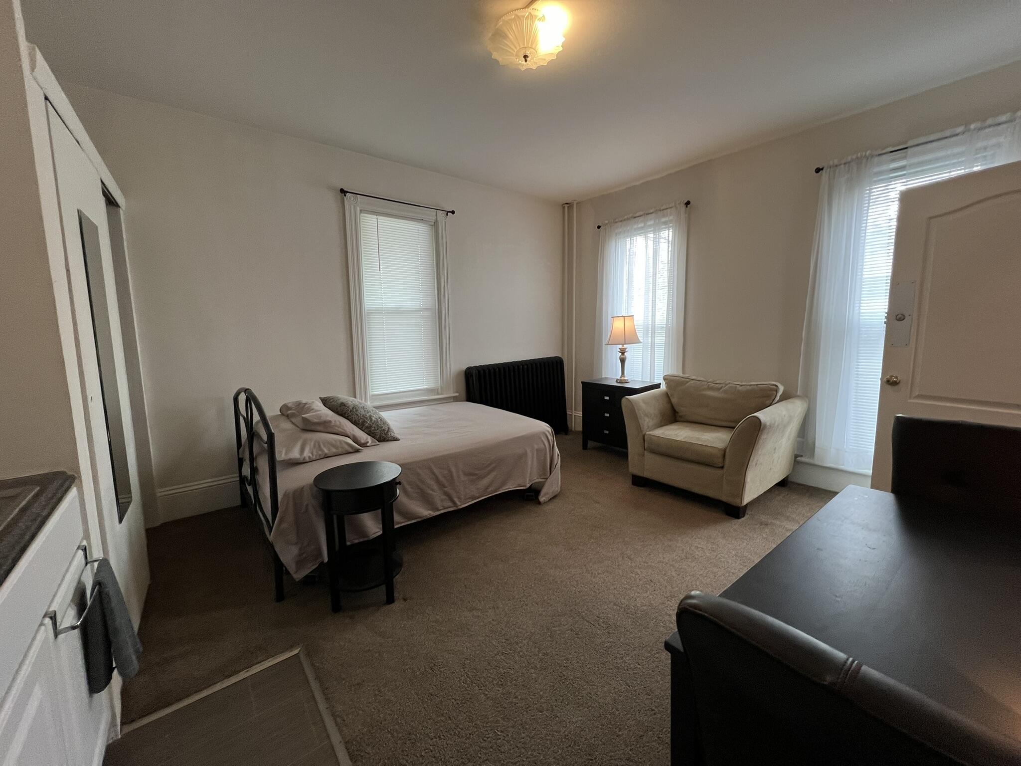 206 N Courtland Street