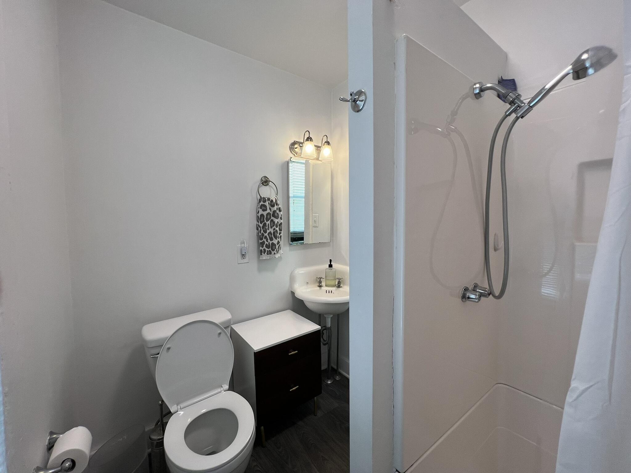 206 N Courtland Street