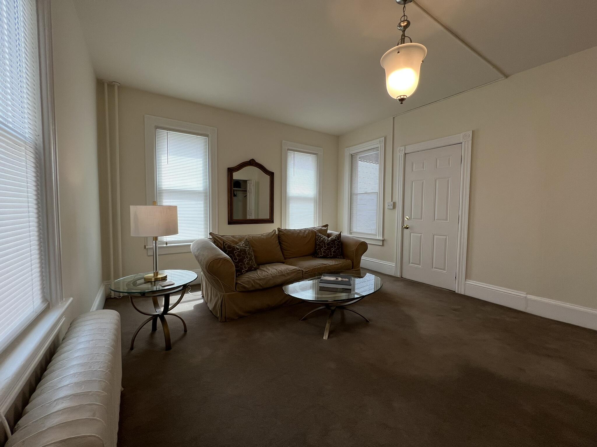 206 N Courtland Street