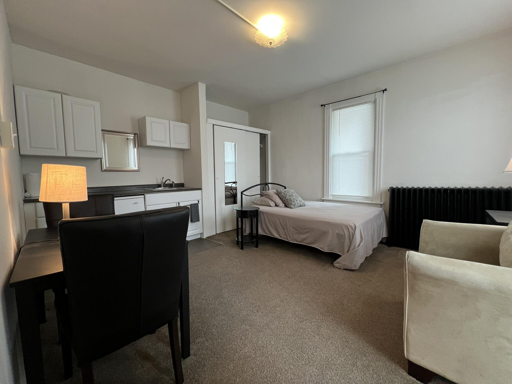 206 N Courtland Street