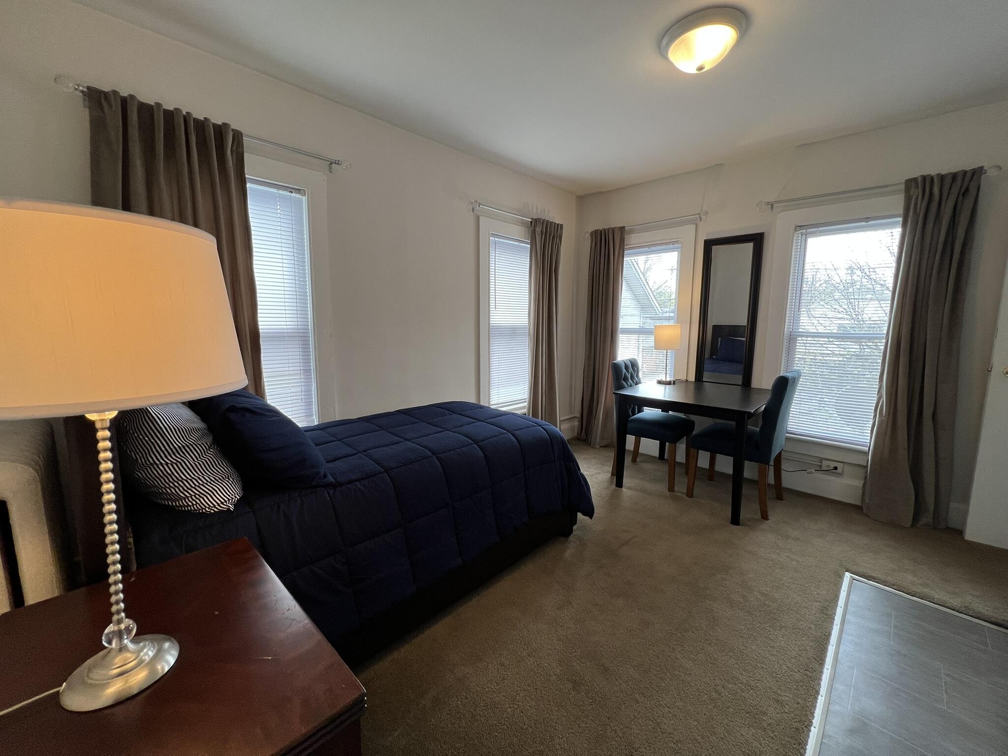 206 N Courtland Street