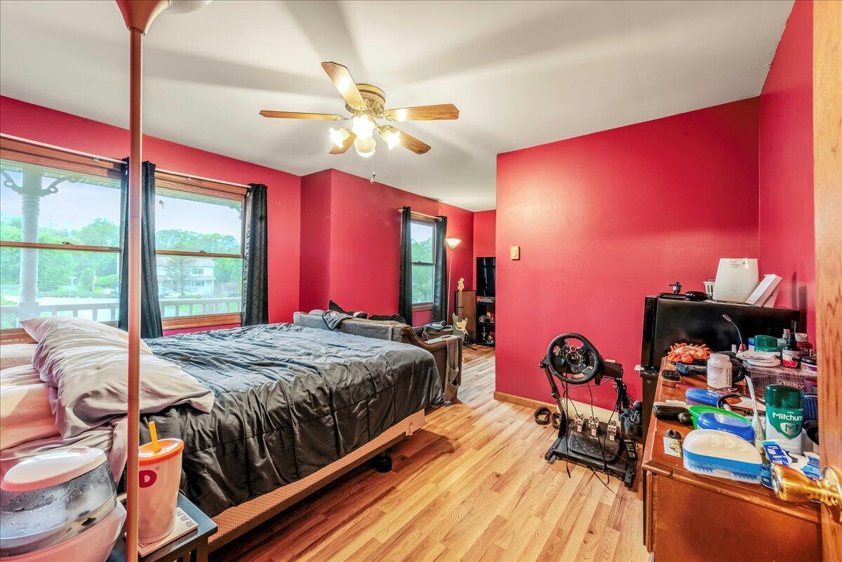 225 Northpark Drive W