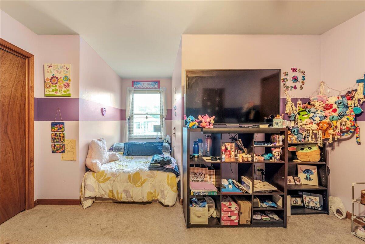 225 Northpark Drive W