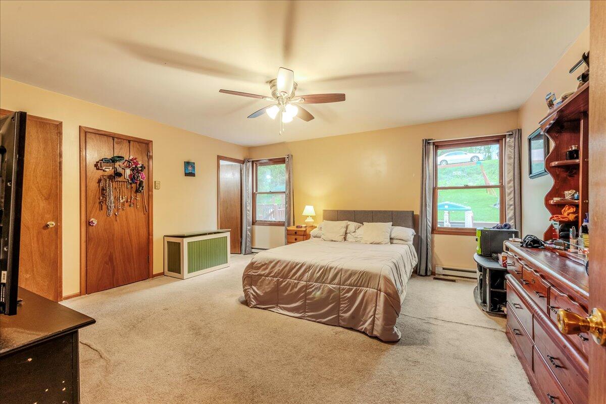 225 Northpark Drive W