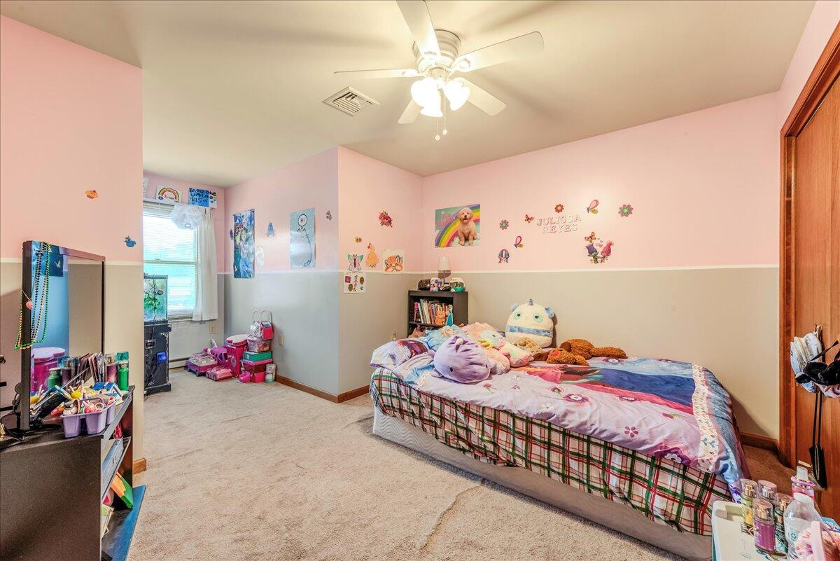 225 Northpark Drive W