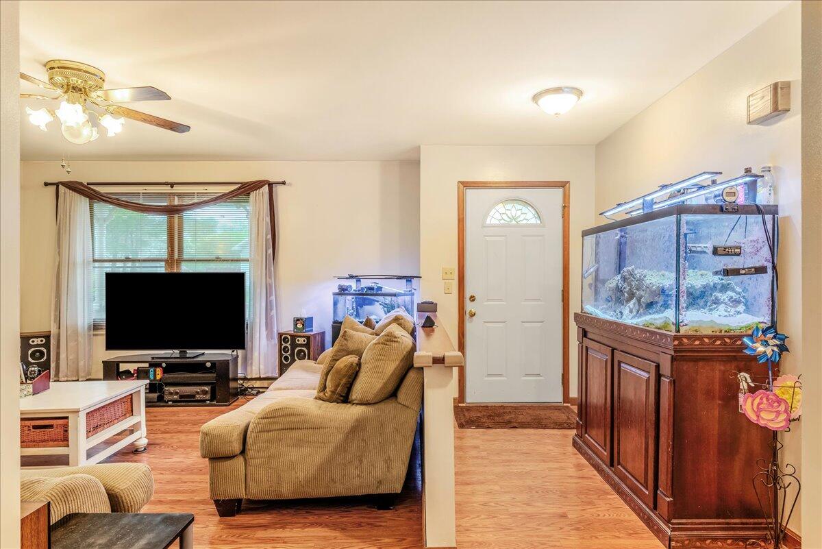 225 Northpark Drive W