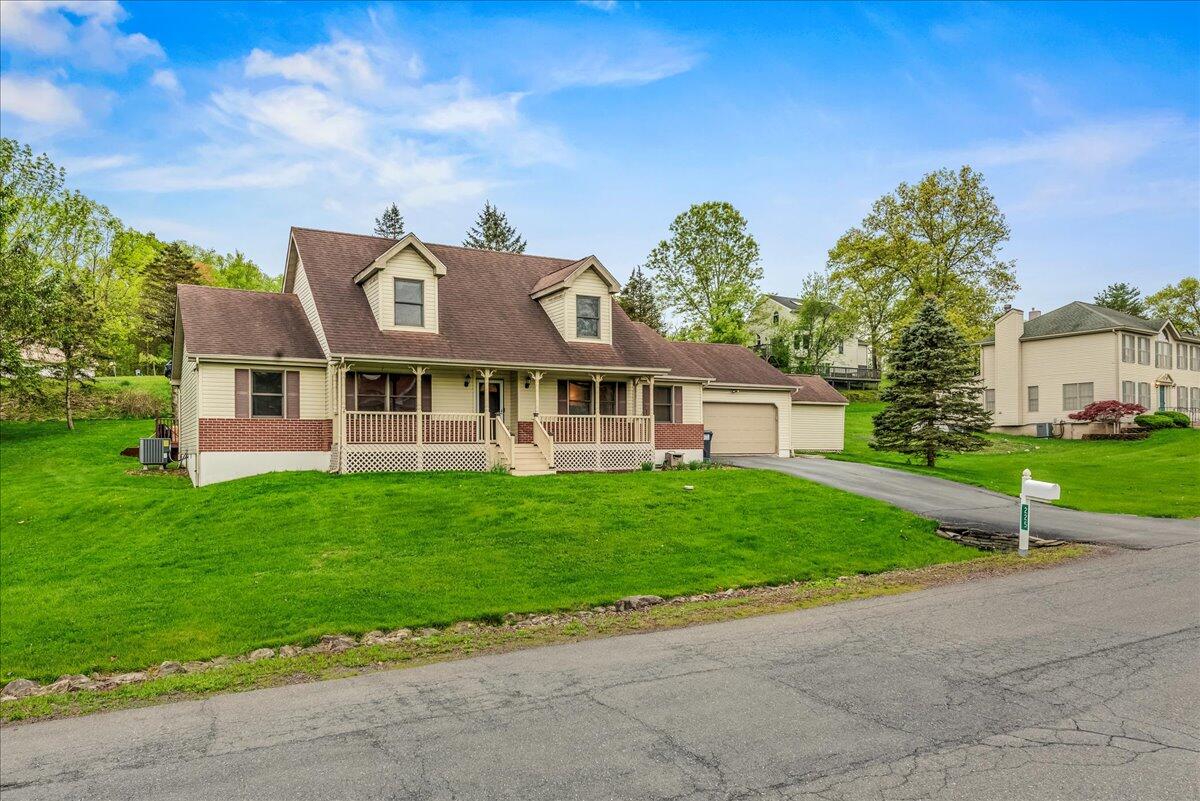 225 Northpark Drive W