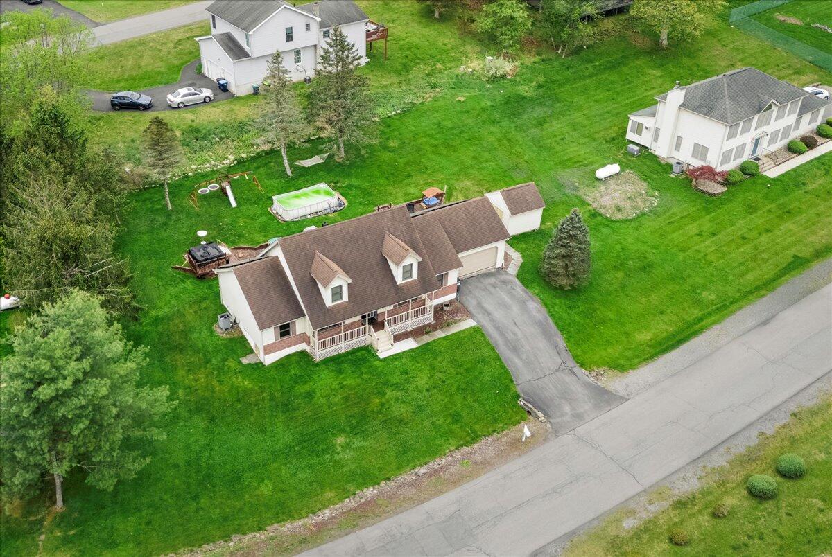 225 Northpark Drive W