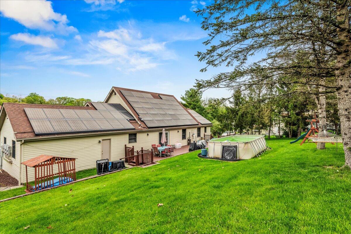 225 Northpark Drive W