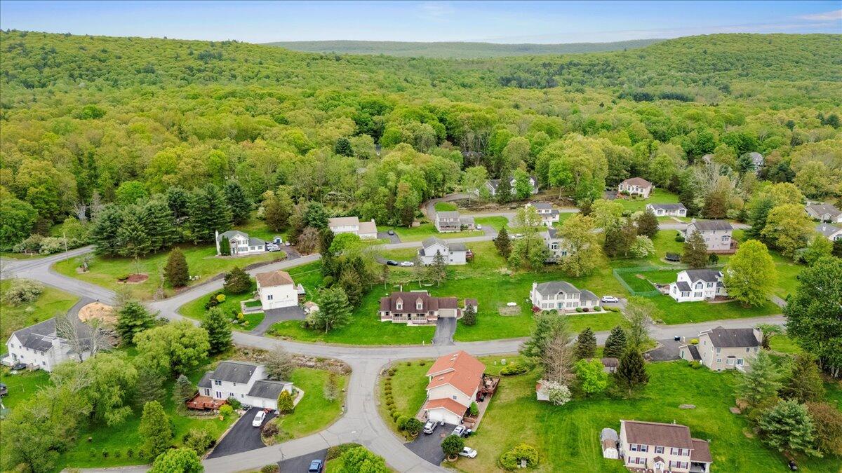 225 Northpark Drive W