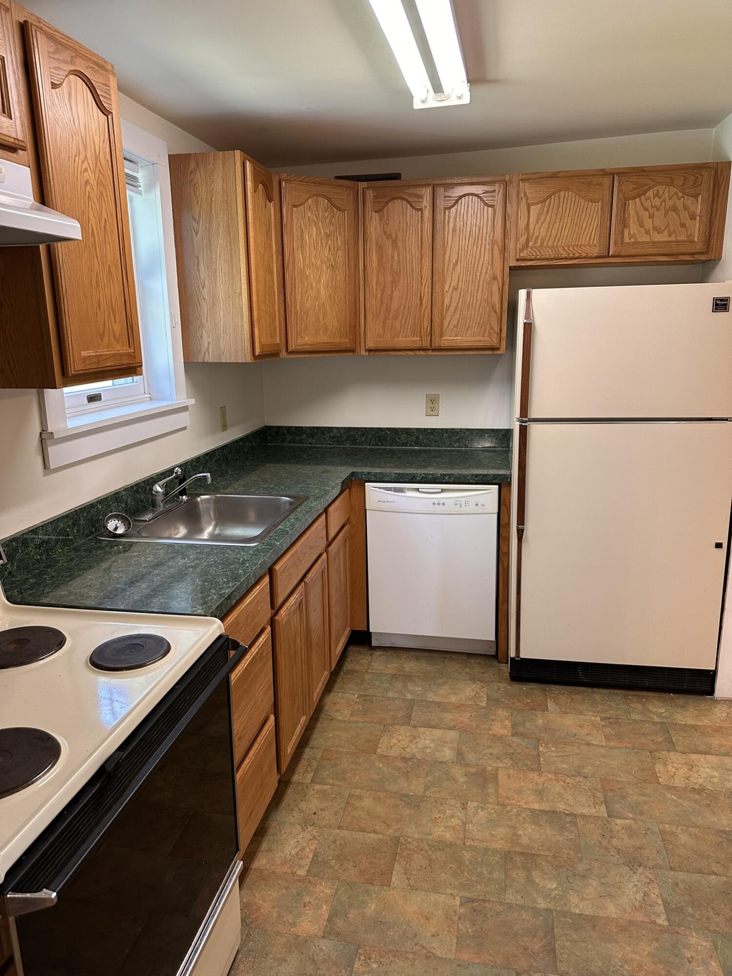 567B Greenview Dr Drive