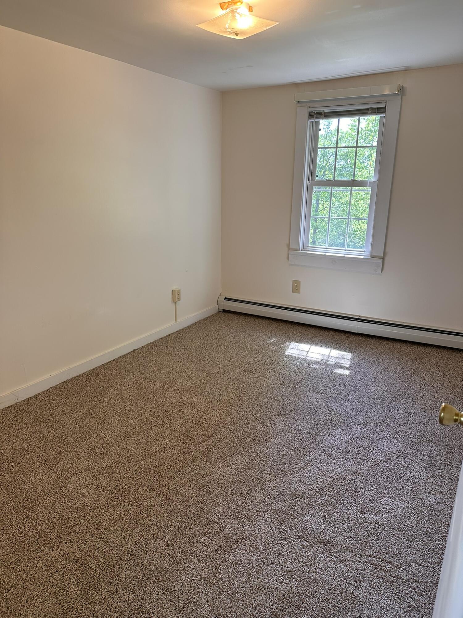 567B Greenview Dr Drive