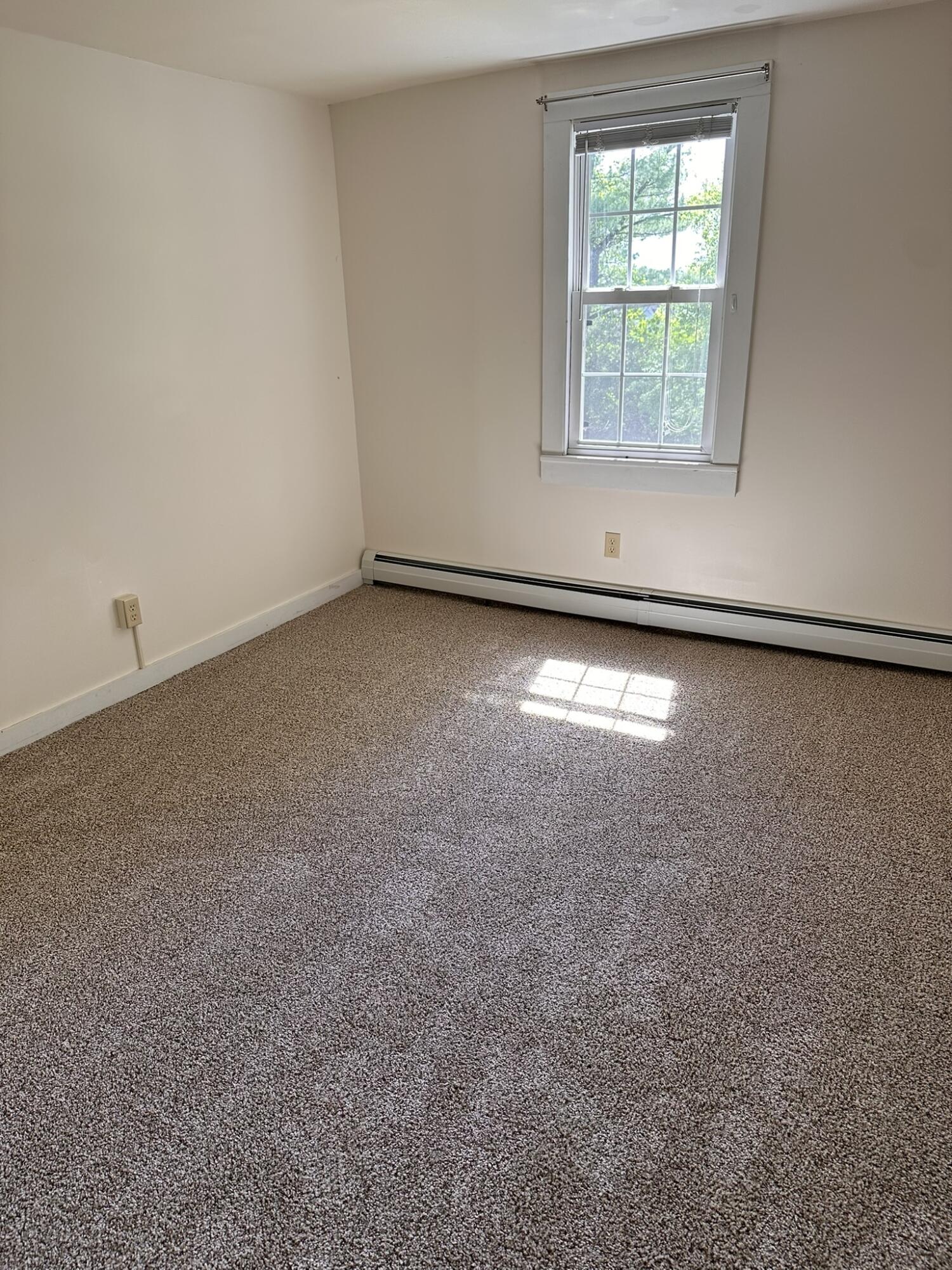 567B Greenview Dr Drive