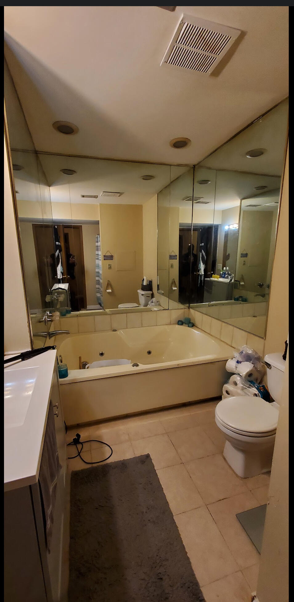 616 Mountain View Way