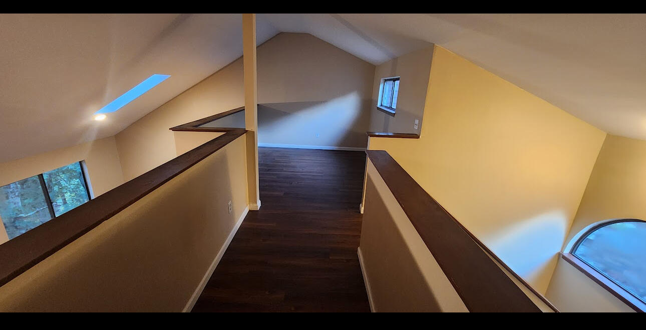 616 Mountain View Way