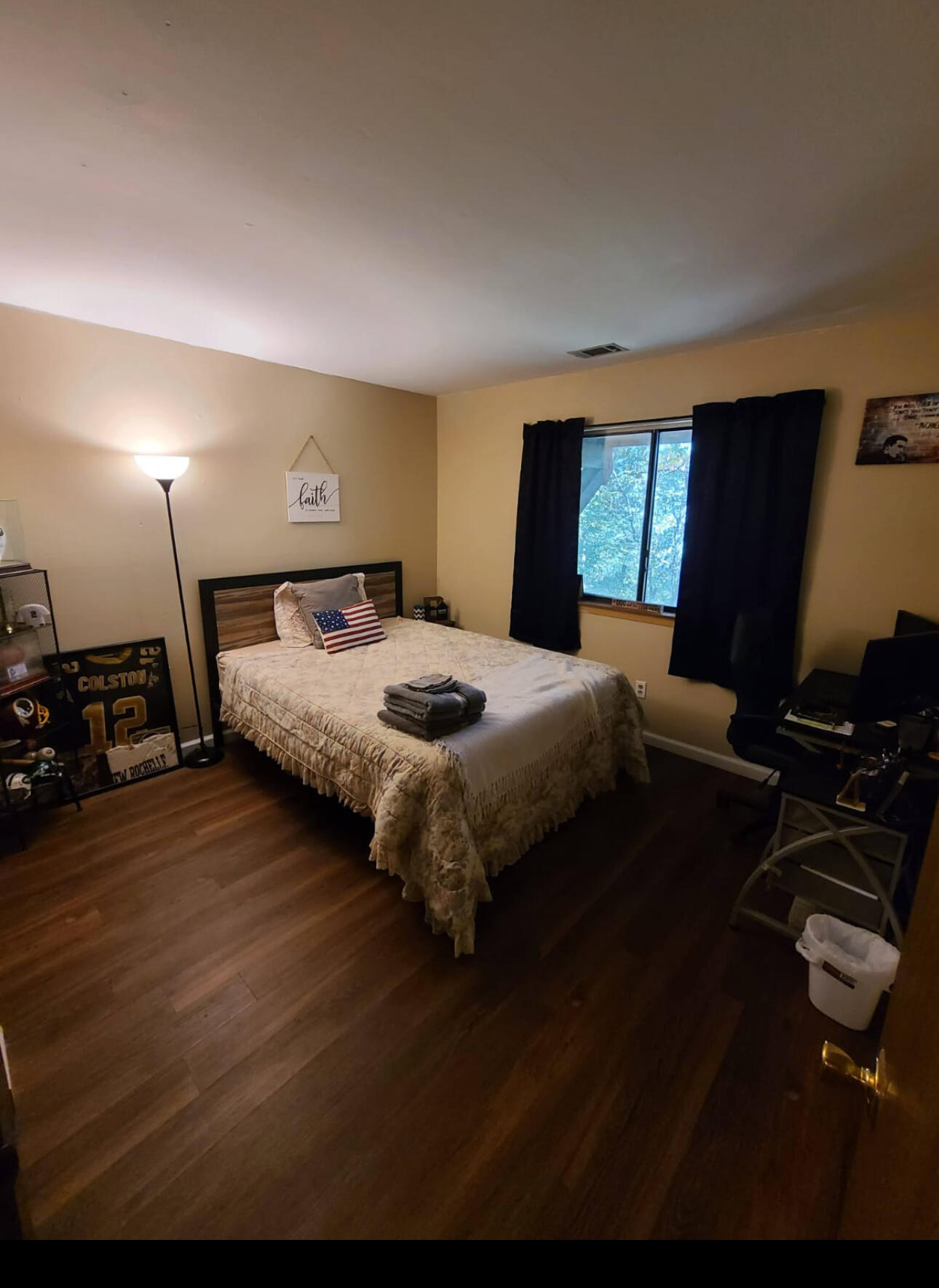 616 Mountain View Way