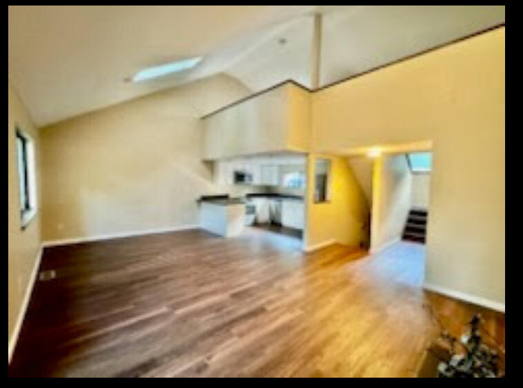 616 Mountain View Way